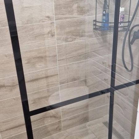 Luxasher Floreşti Dış mekan fotoğraf
